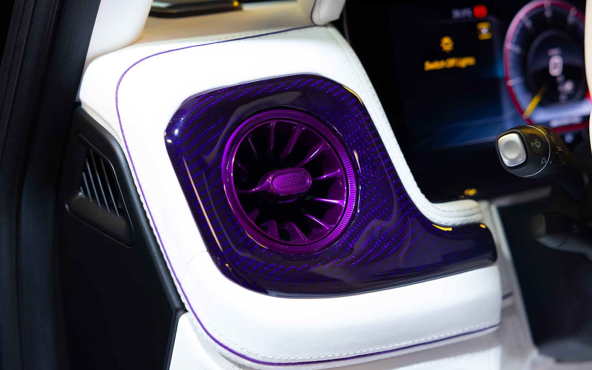 2022 Brabus Mercedes-AMG G 63 Rocket Edition 900 Purple & White 16