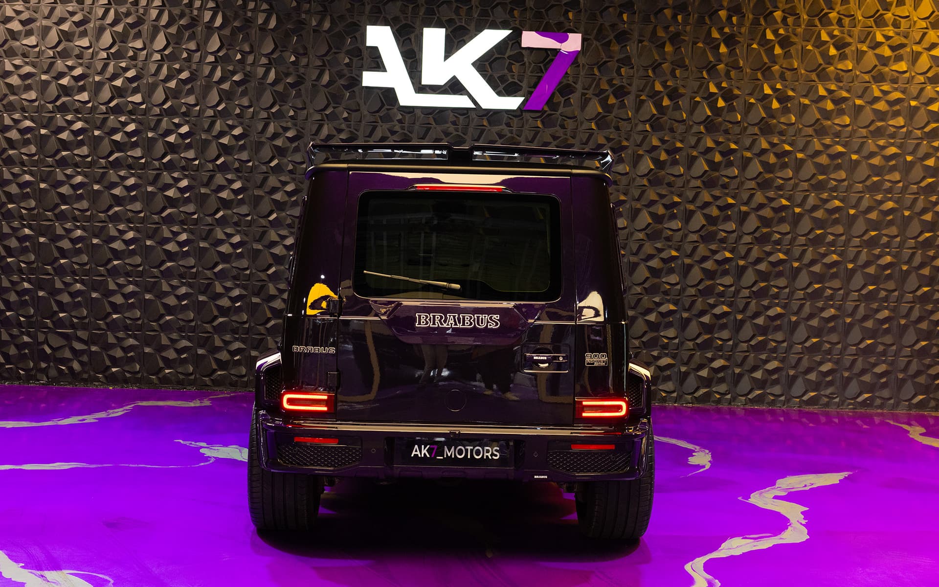 2022 Brabus Mercedes-AMG G 63 Rocket Edition 900 Purple & White 8