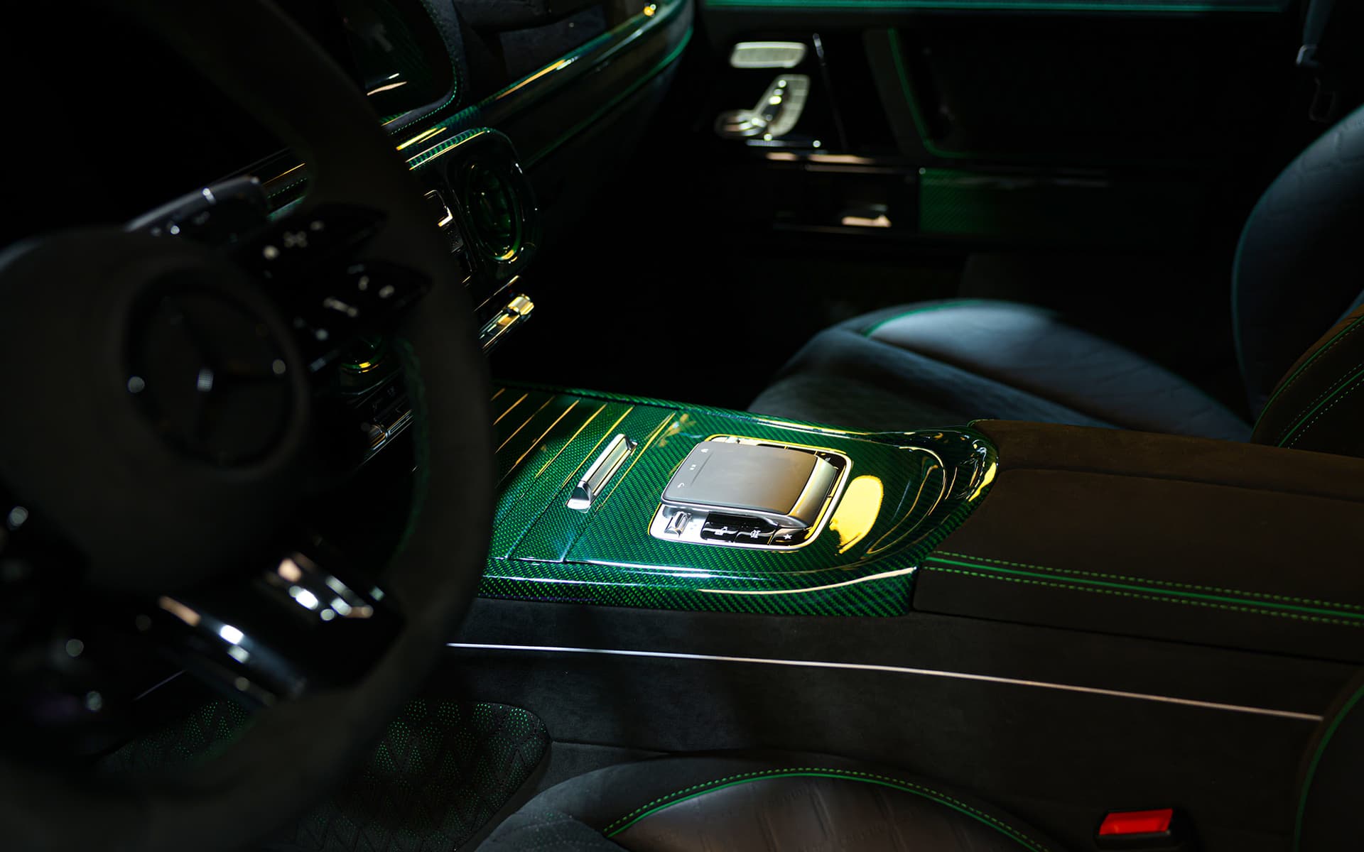 2026 Brabus Mercedes-AMG G 63 Dark Green & Dark / Green 17