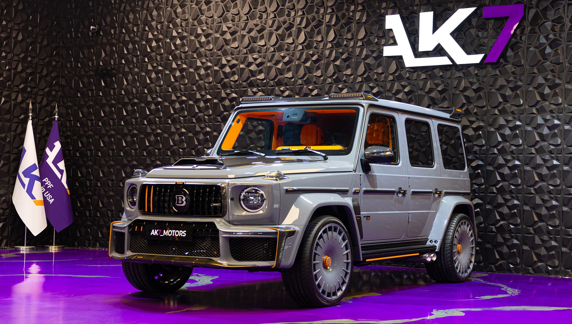 2023 Brabus Mercedes-AMG G 63 800 Grey & Orange 3
