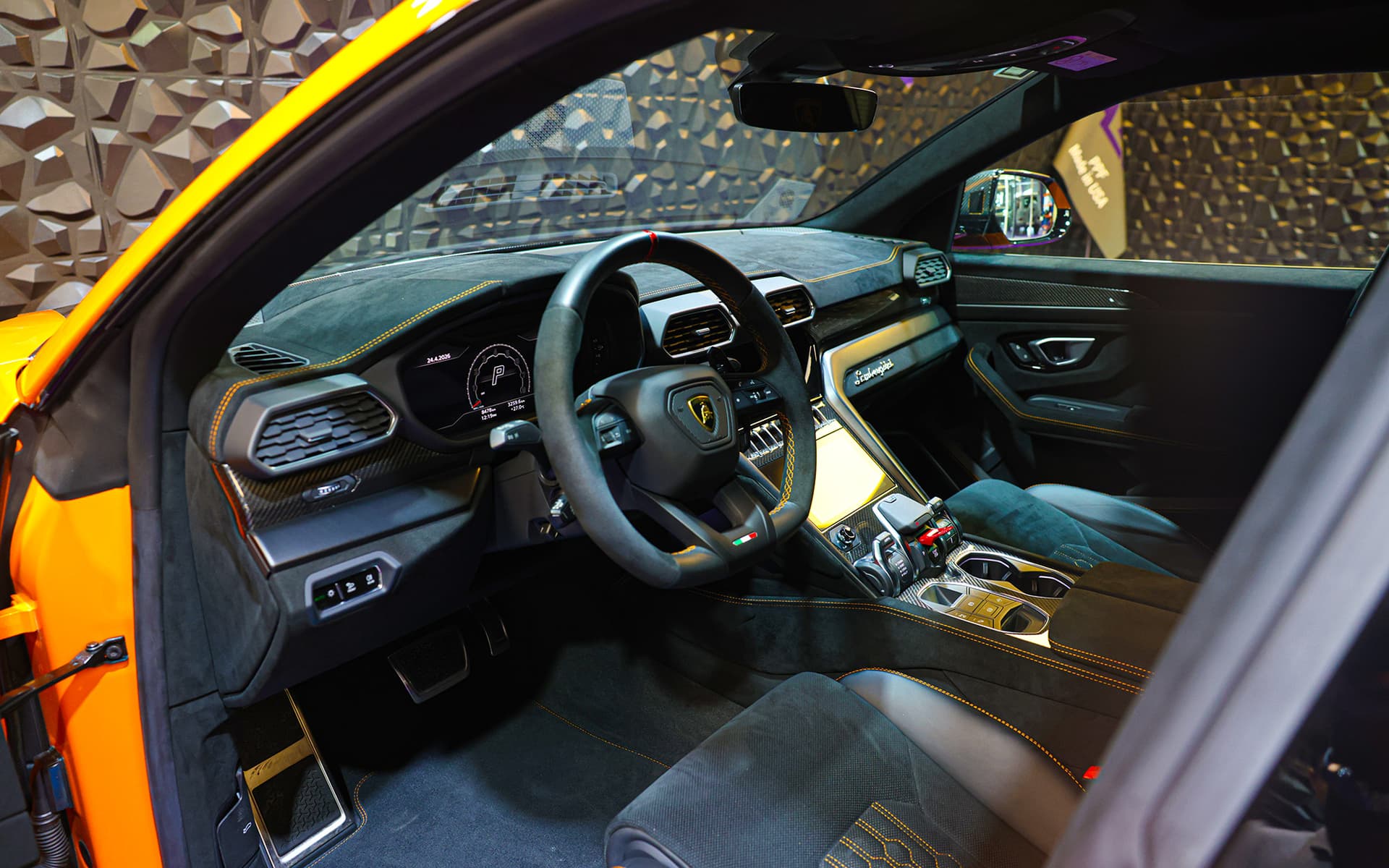 2024 Lamborghini Urus Performante 657 HP Super SUV 14