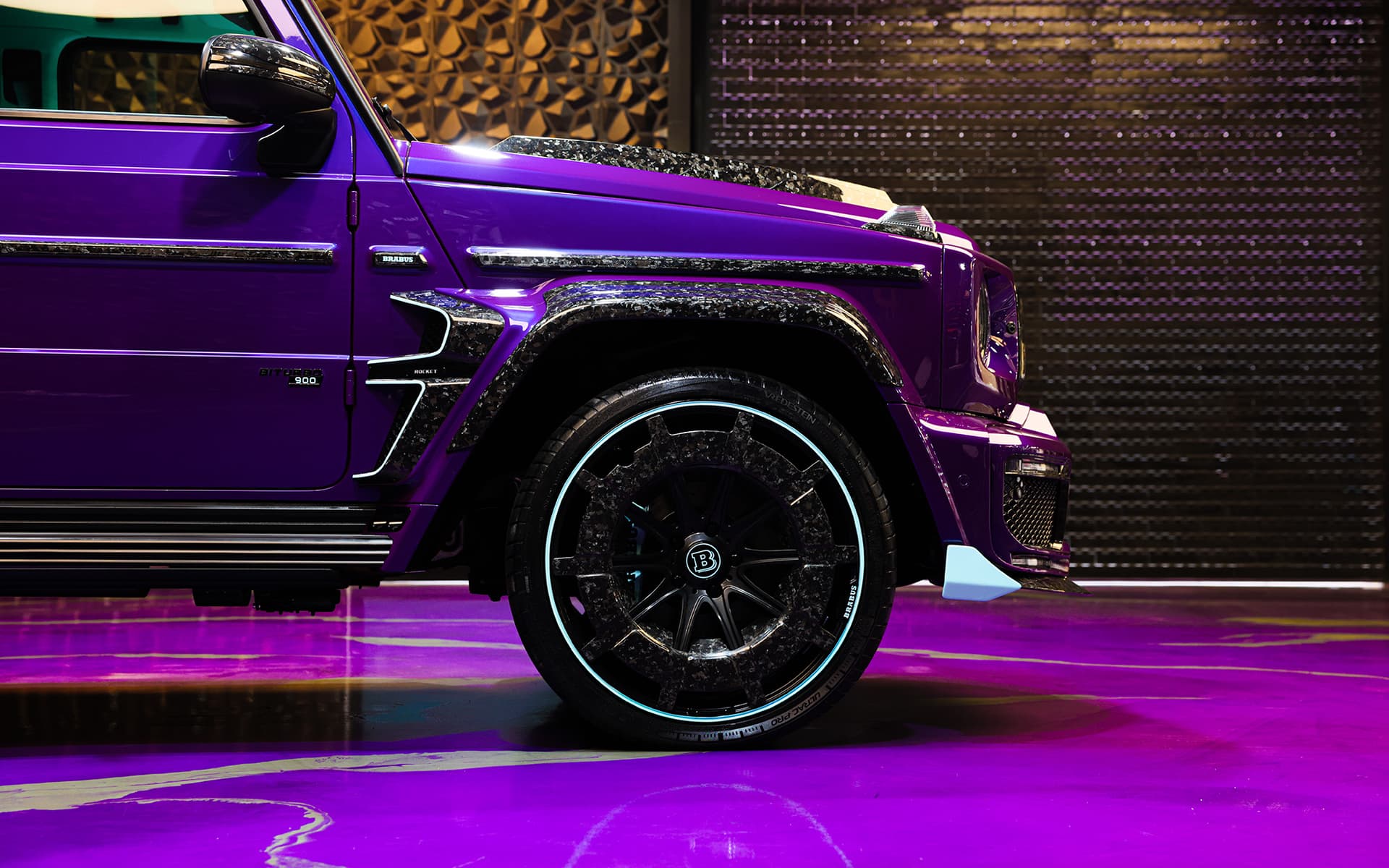 2021 Brabus 900 Rocket Edition Purple & Cyan 9