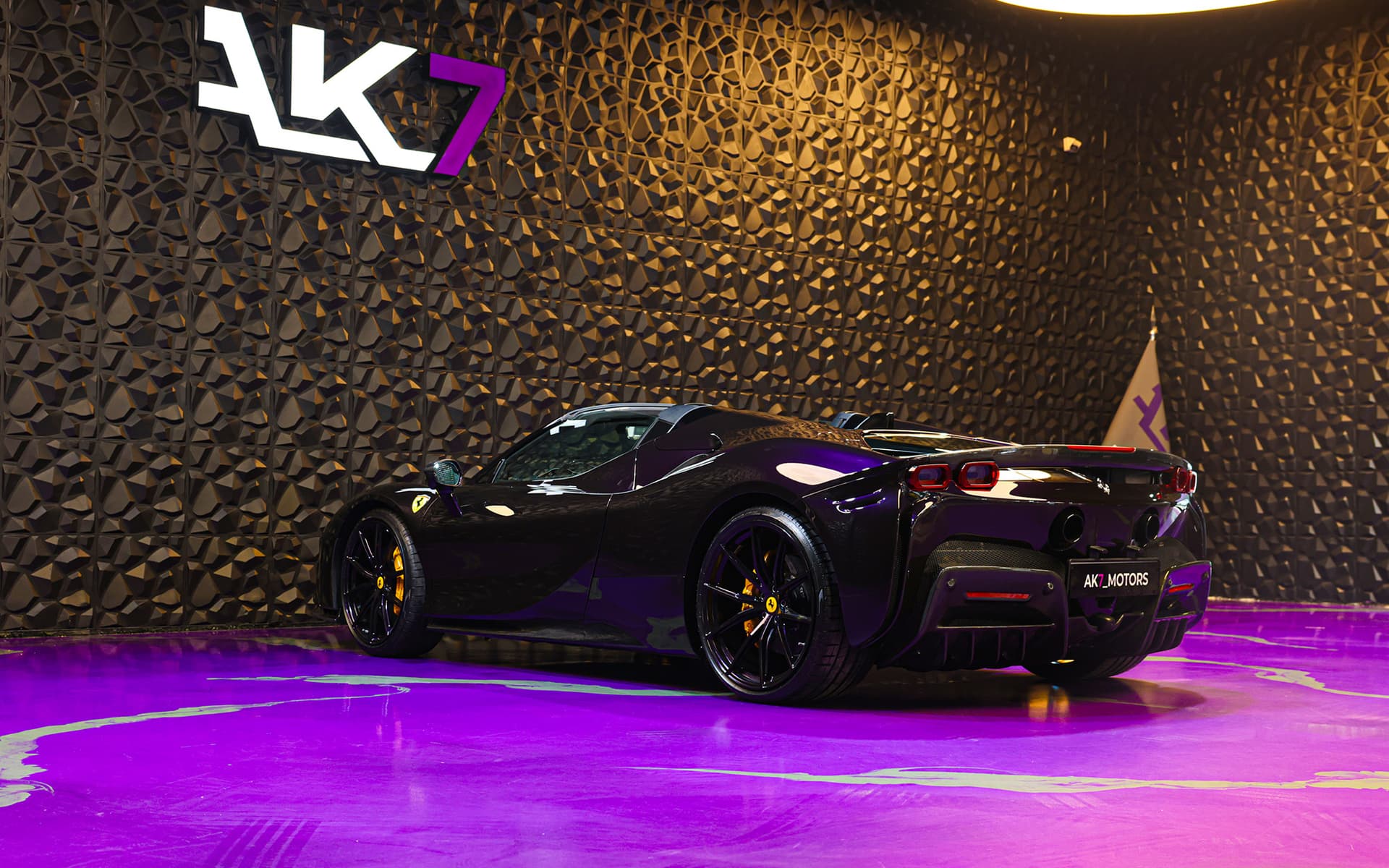 2022 Ferrari SF90 Coupe Hybrid 986 HP Purple & White 5