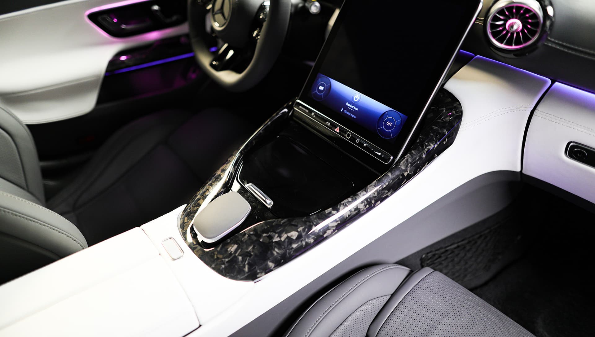 2025 Mercedes-Benz GT 63 Obsidian Black & Grey / White 13