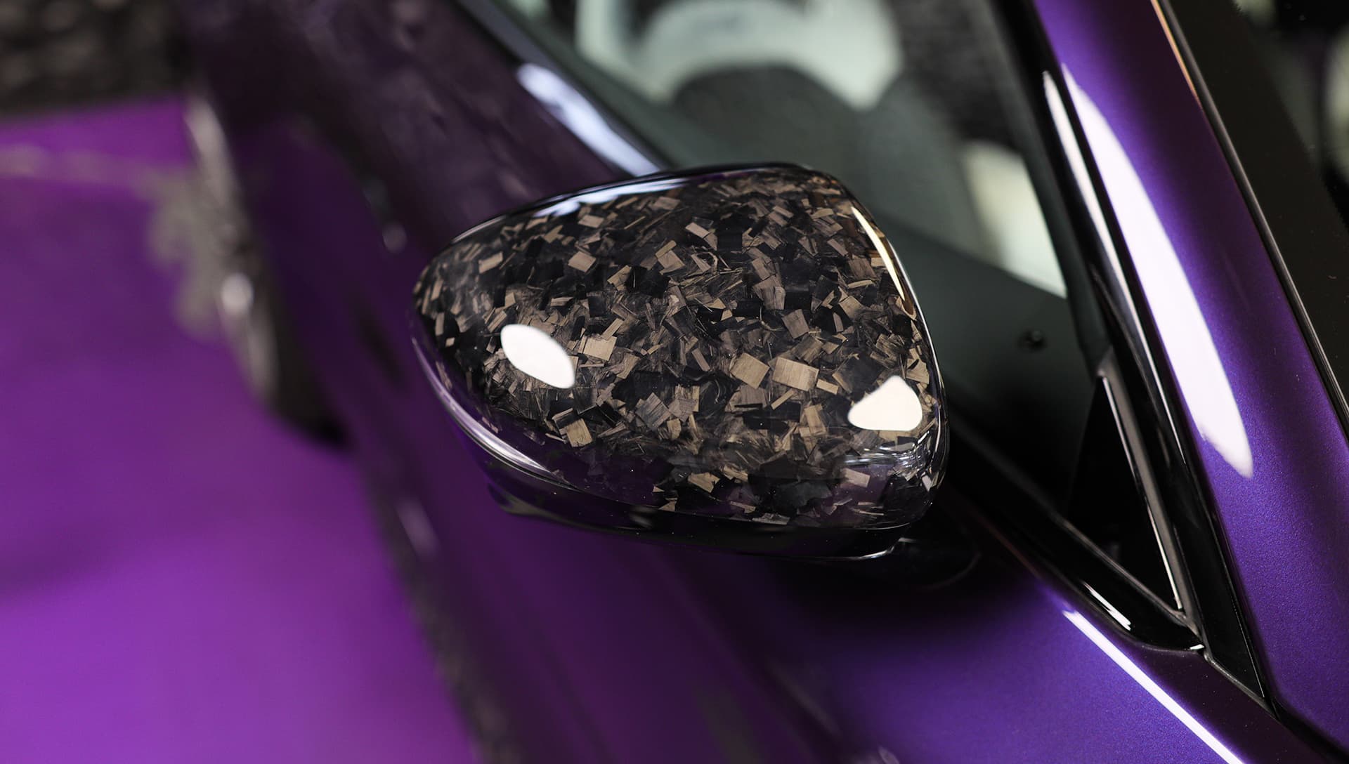 2025 Mercedes-Benz GT 63 Obsidian Black & Grey / White 7