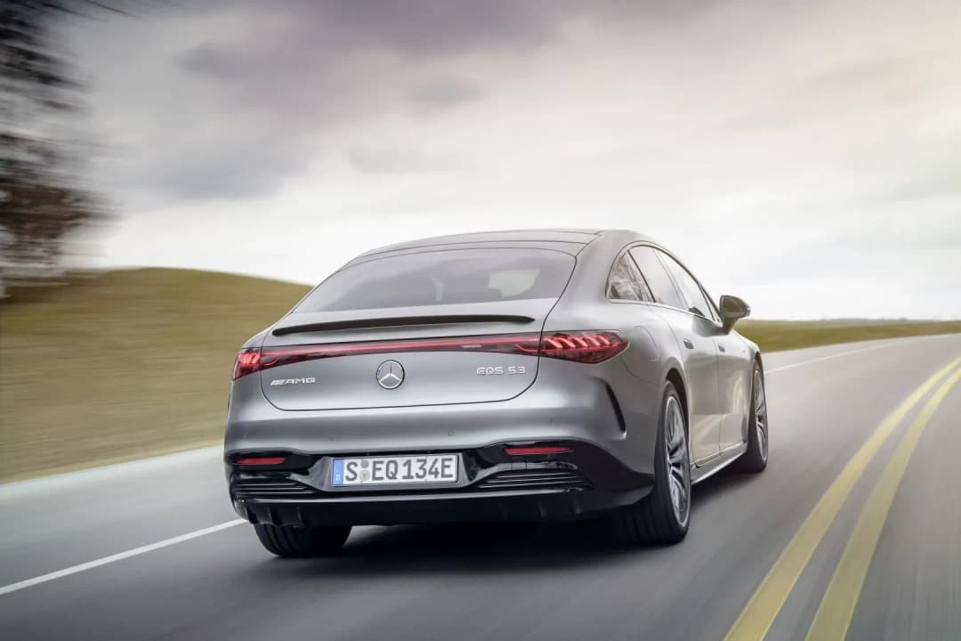 mercedes-amg-eqs