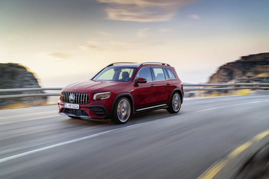 mercedes-amg-glb