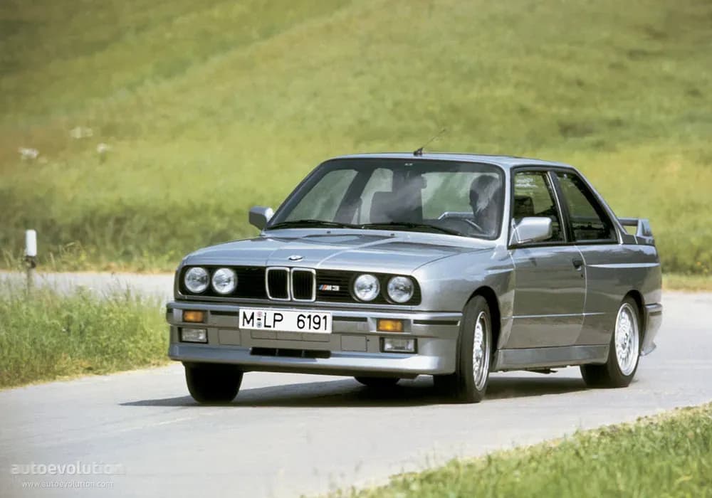 BMW-M3-Coupe-1986