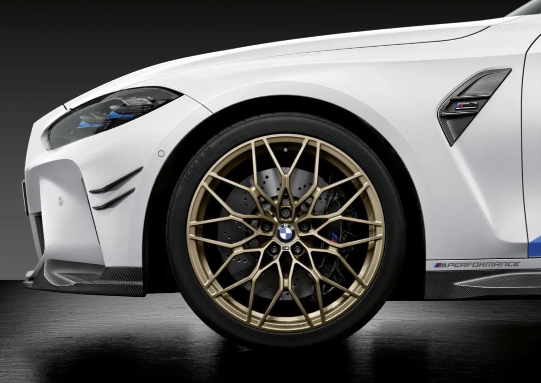 BMW-M4-Coupe-2020