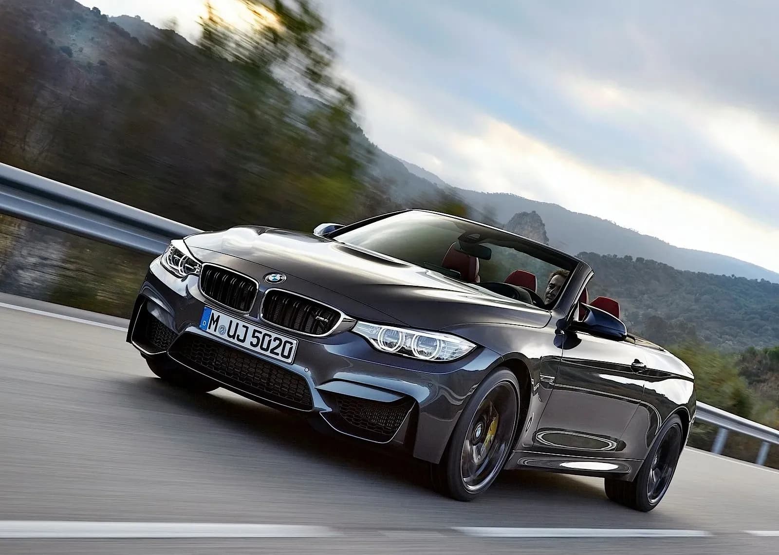BMW-M4-Convertible