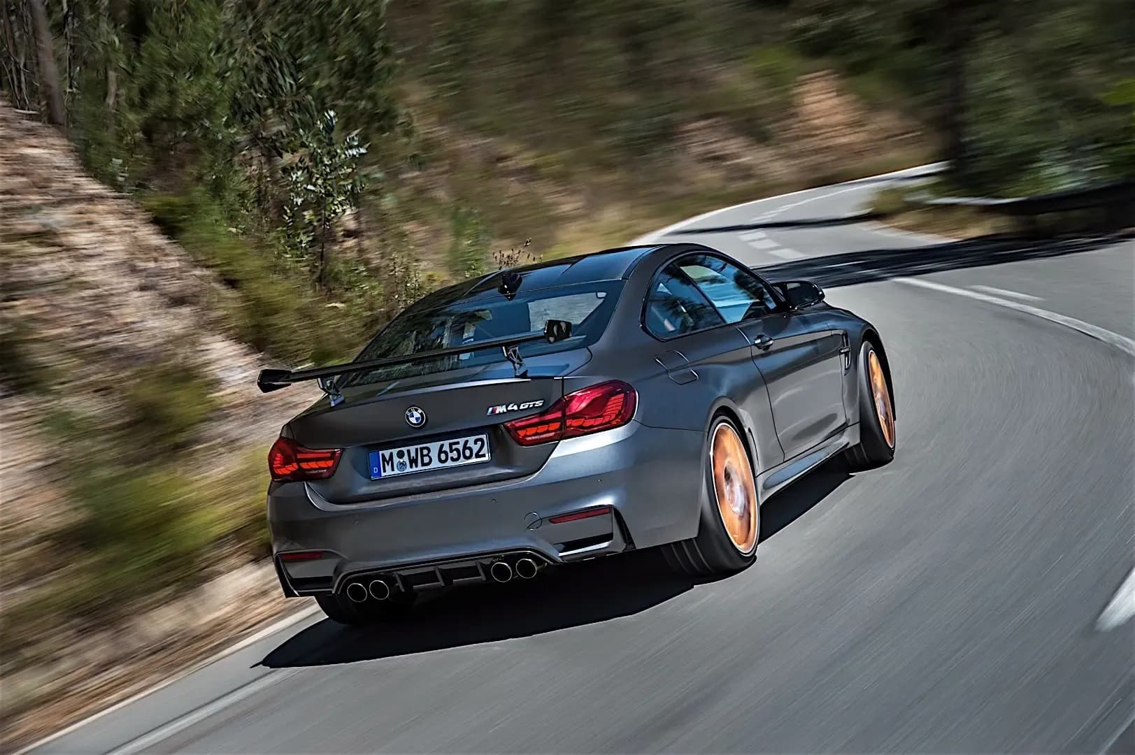 BMW-M4-GTS