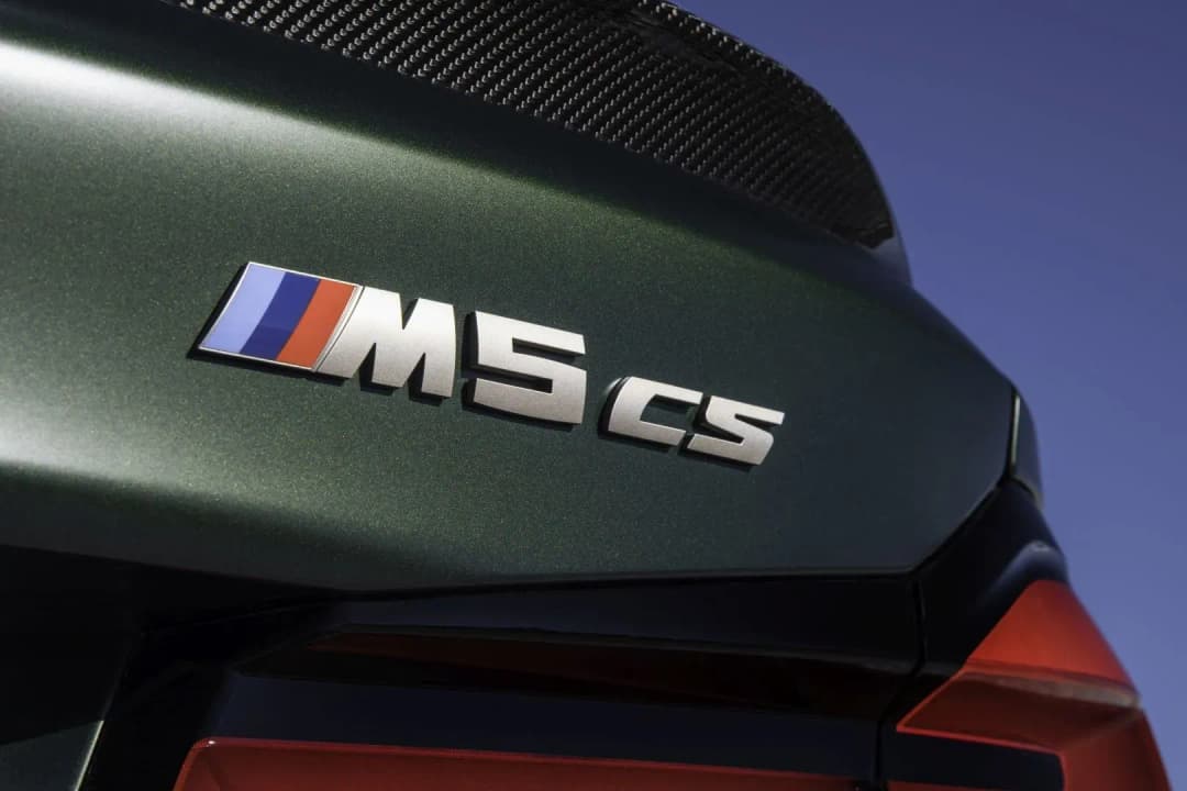 BMW-M5-CS-2021