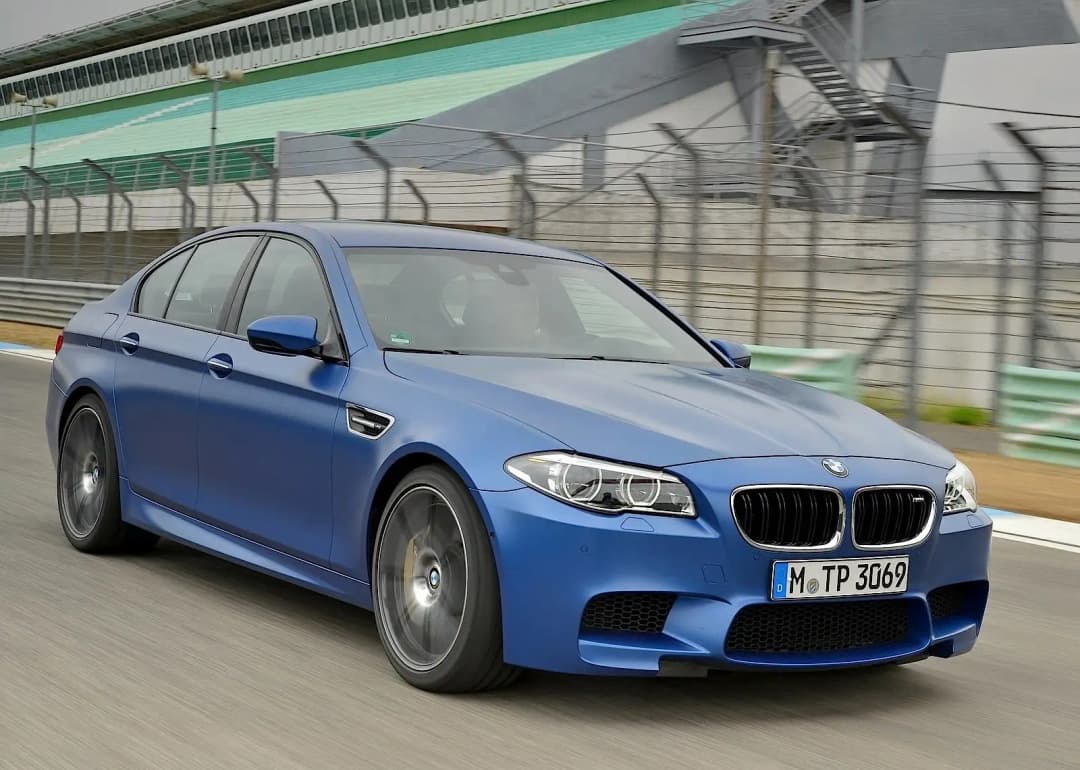 BMW-M5-2013