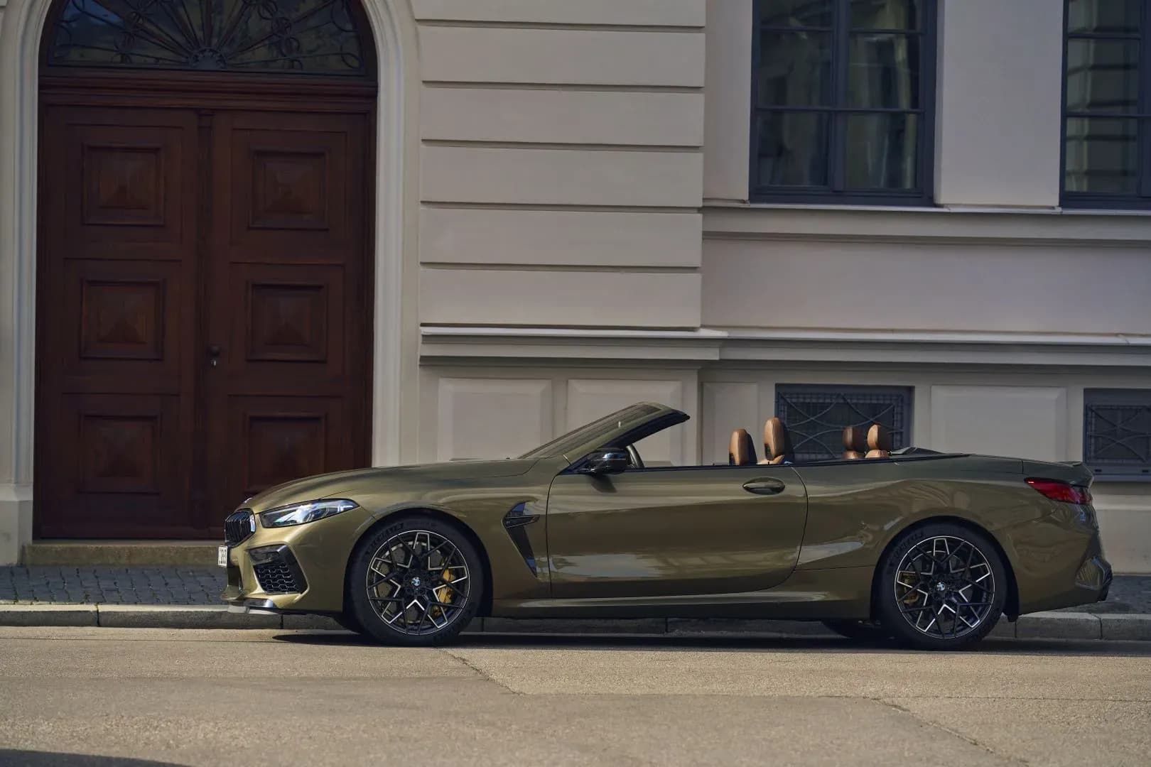 BMW-M8-Convertible