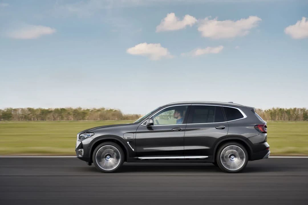 BMW-X3-2021