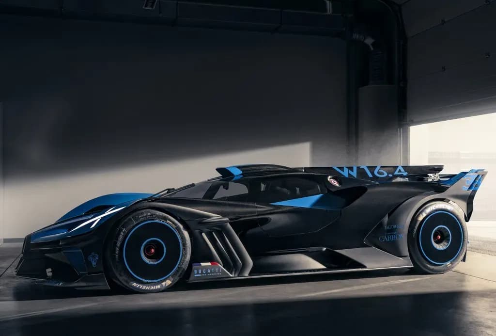 BUGATTI-Bolide