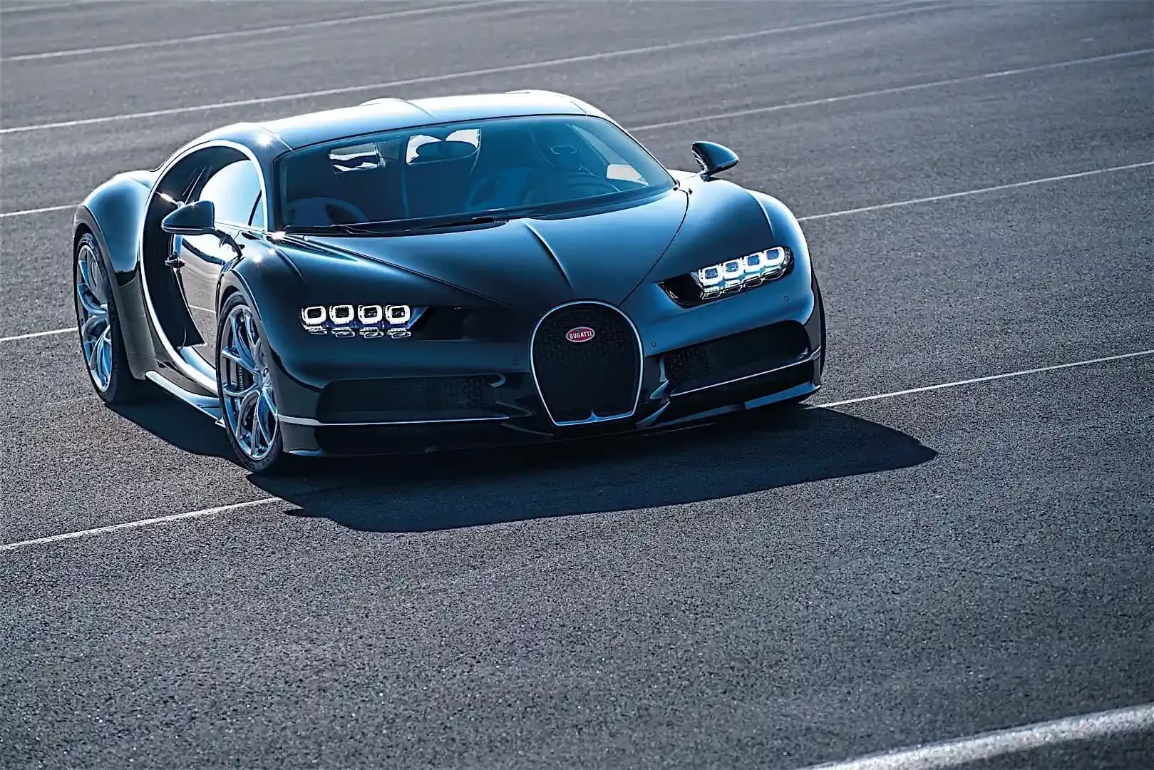 BUGATTI-Chiron