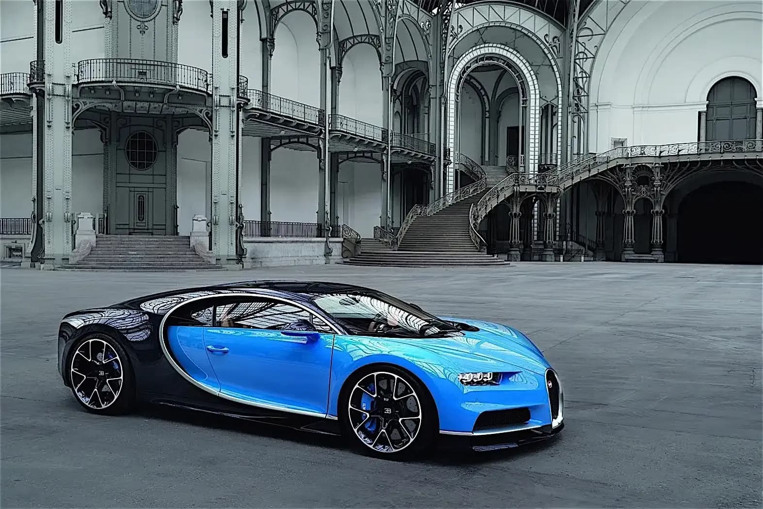 BUGATTI-Chiron