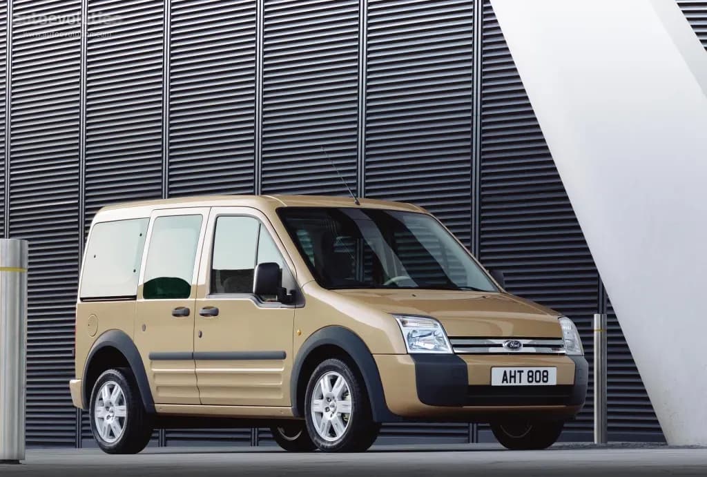 FORD-Tourneo