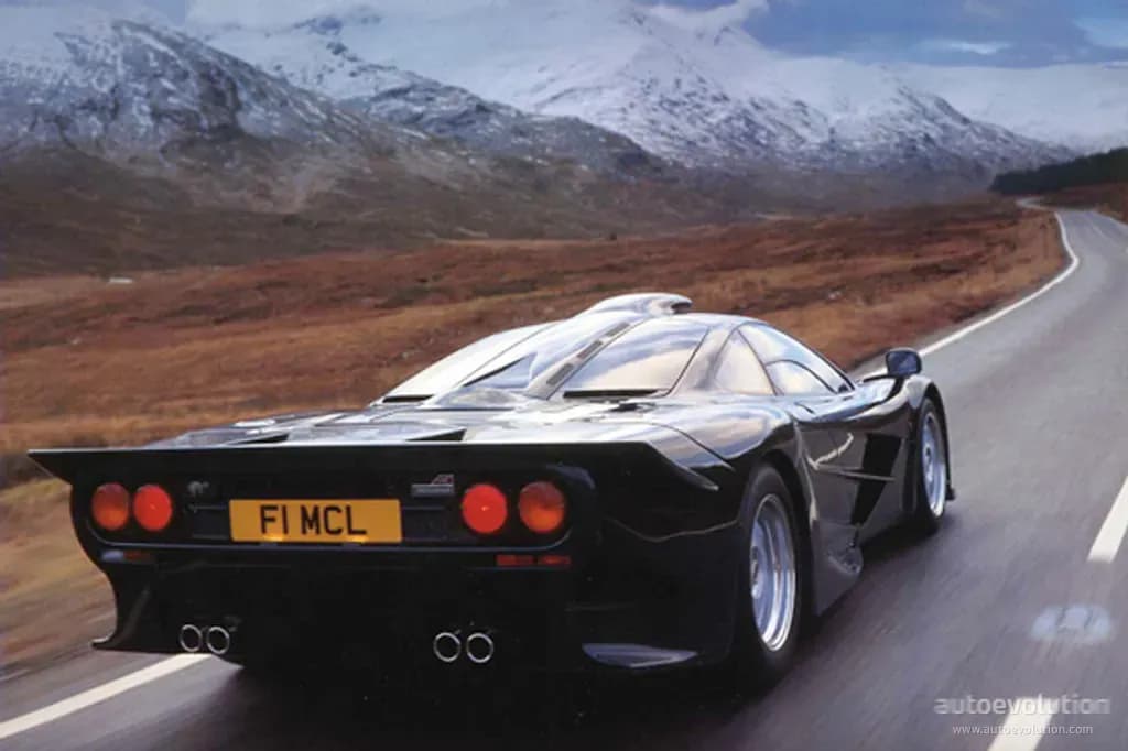 mclaren-gt