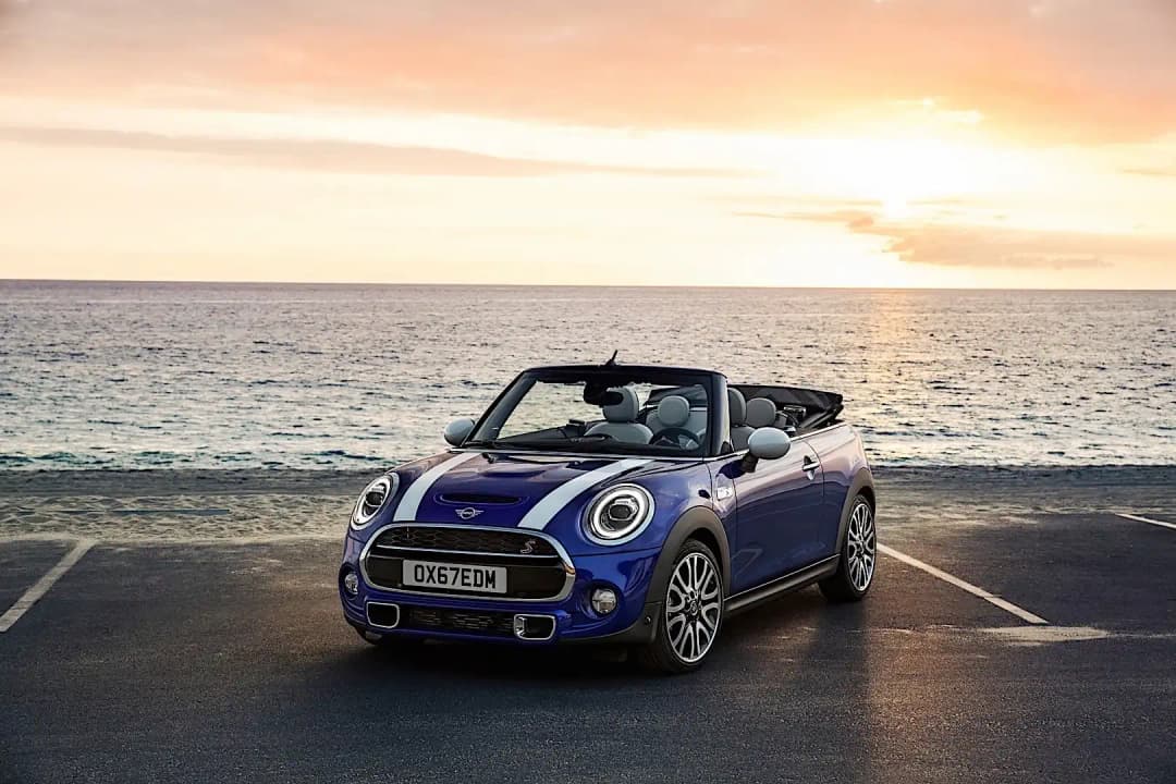 MINI-Convertible-2018