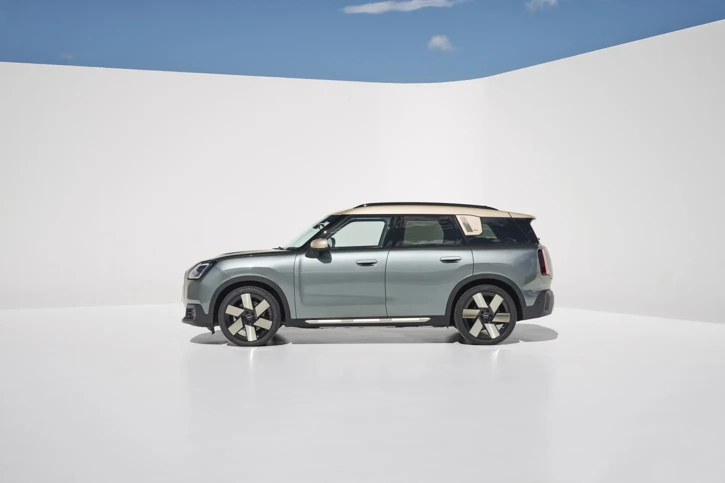 MINI-Countryman