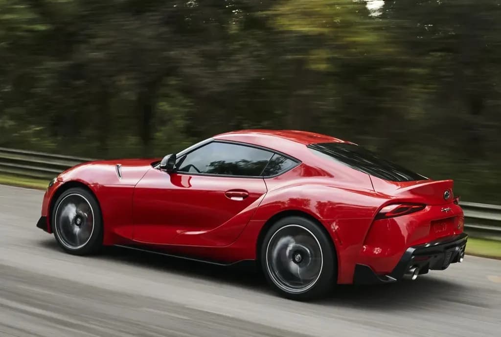 TOYOTA-Supra