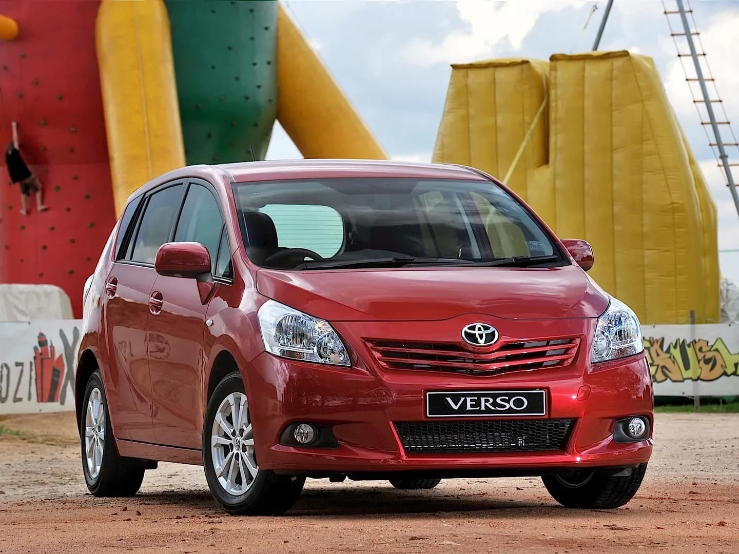 TOYOTA-Verso