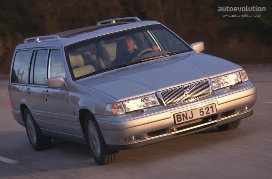 volvo-volvo-v90