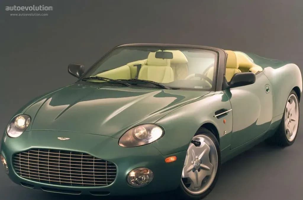 ASTON-MARTIN-DB-AR1