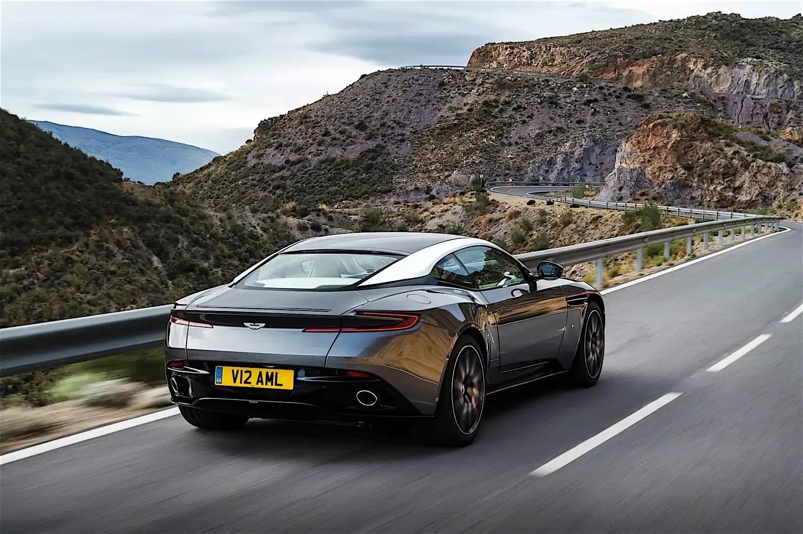 ASTON-MARTIN-DB11
