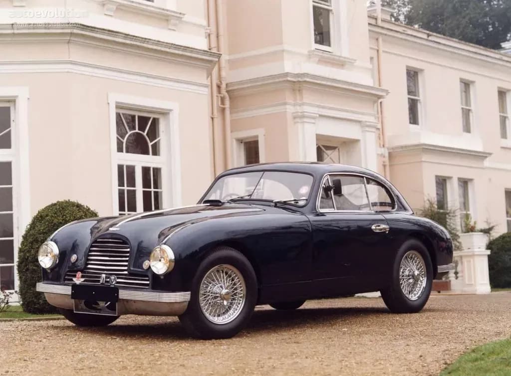 ASTON-MARTIN-DB2