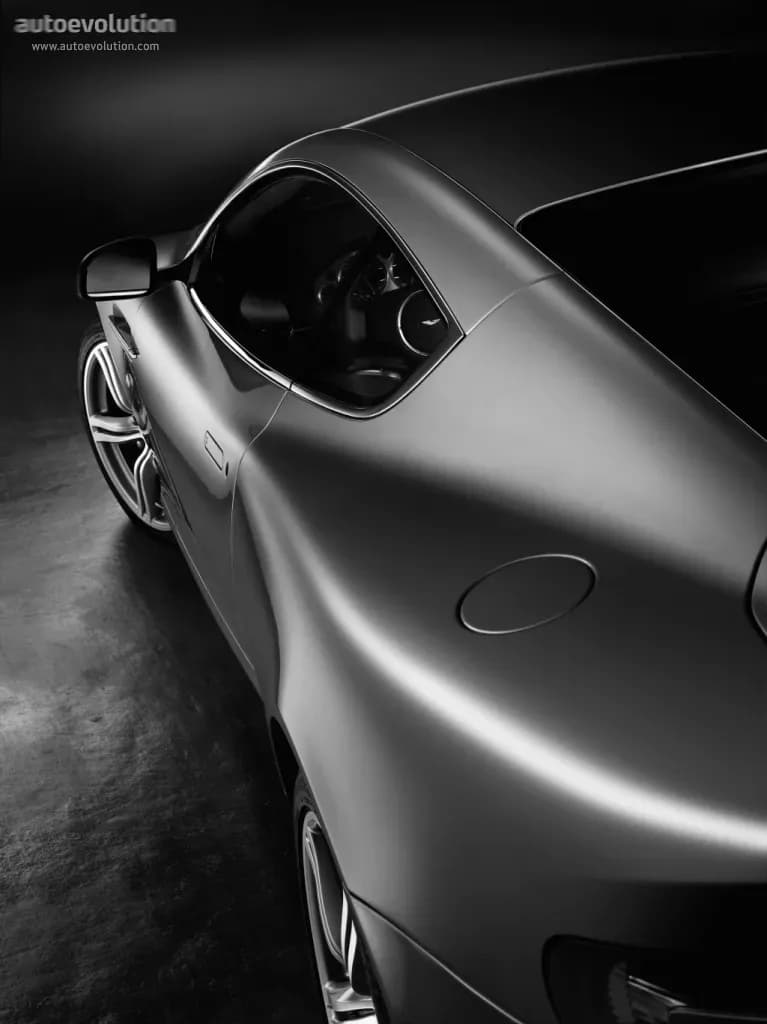 ASTON-MARTIN-DB9