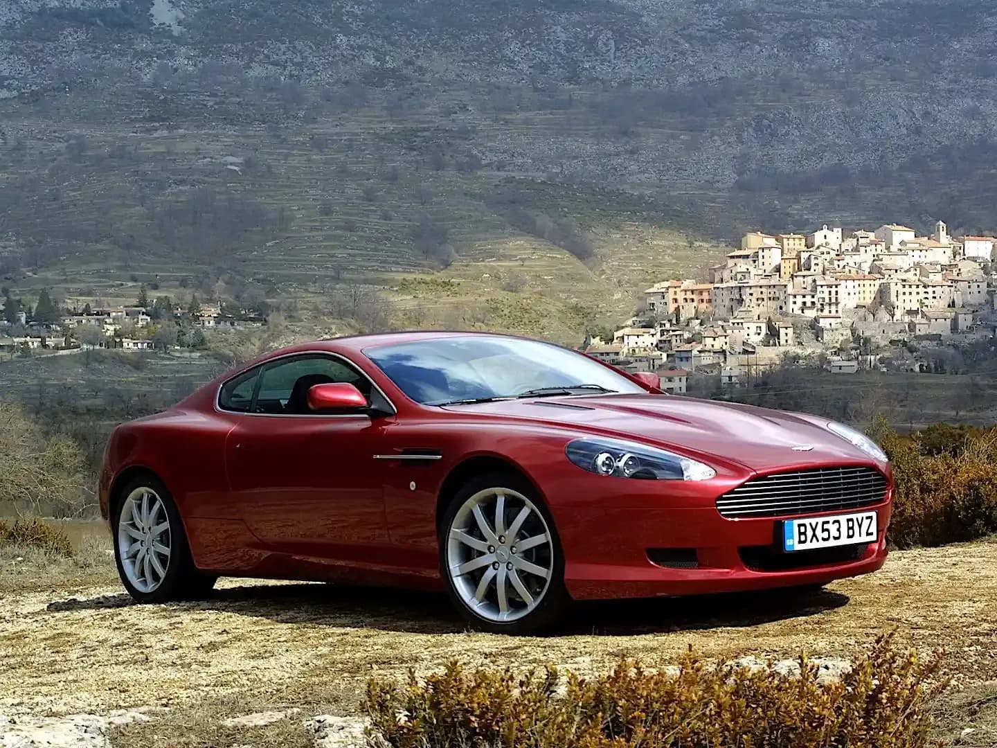 ASTON-MARTIN-DB9