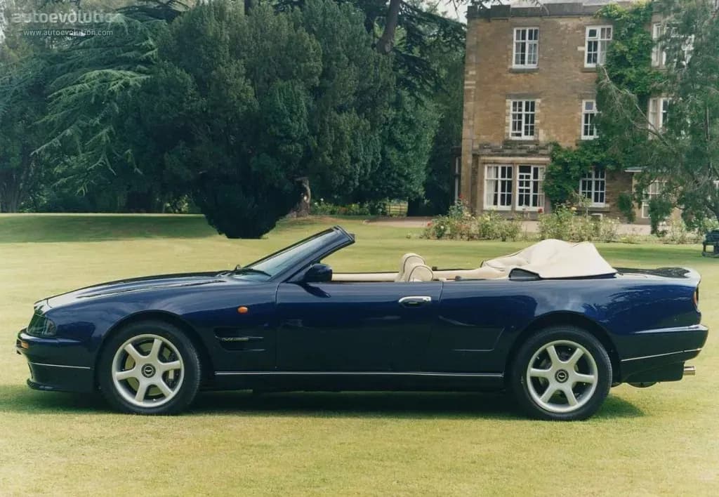 ASTON-MARTIN-V8-Volante
