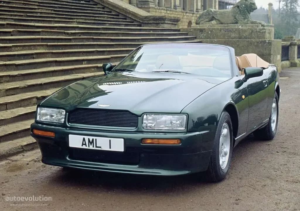 ASTON-MARTIN-Virage-Volante