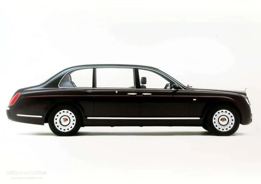 BENTLEY-State-Limousine