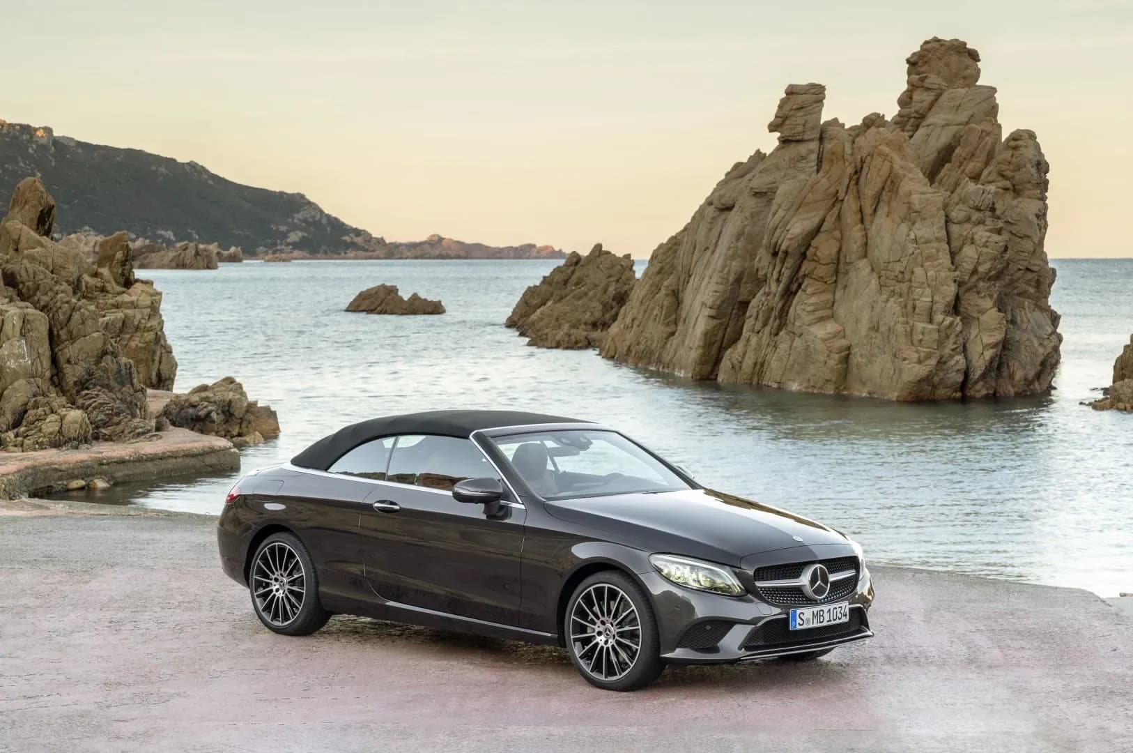 MERCEDES-BENZ-C-Class-Cabriolet