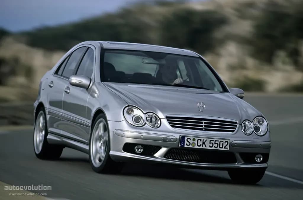 MERCEDES-BENZ-C-Klasse-AMG