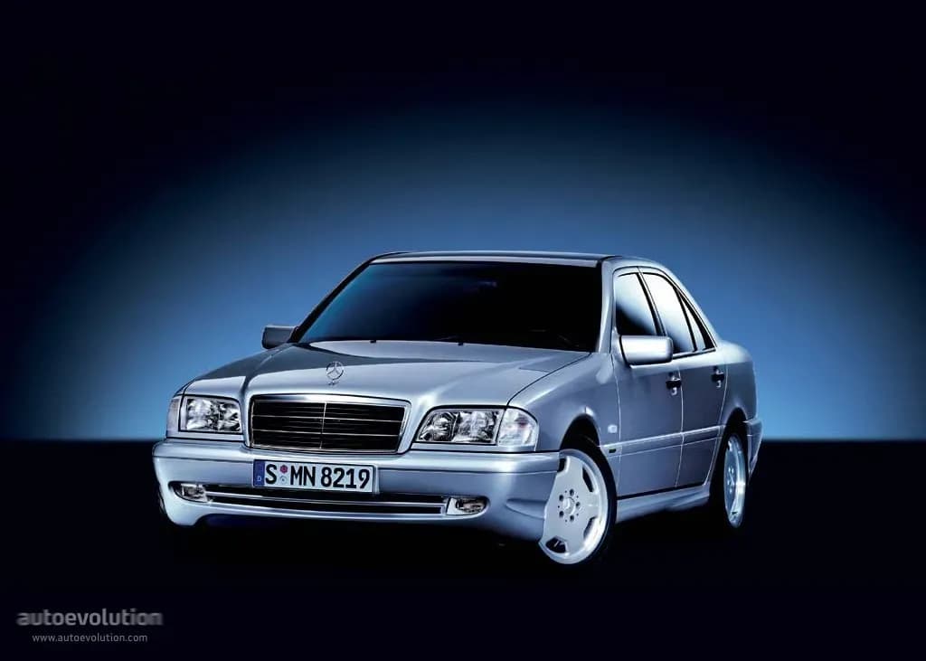MERCEDES-BENZ-C-Klasse-AMG