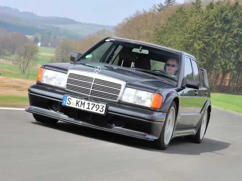 MERCEDES-BENZ-C-Klasse-AMG
