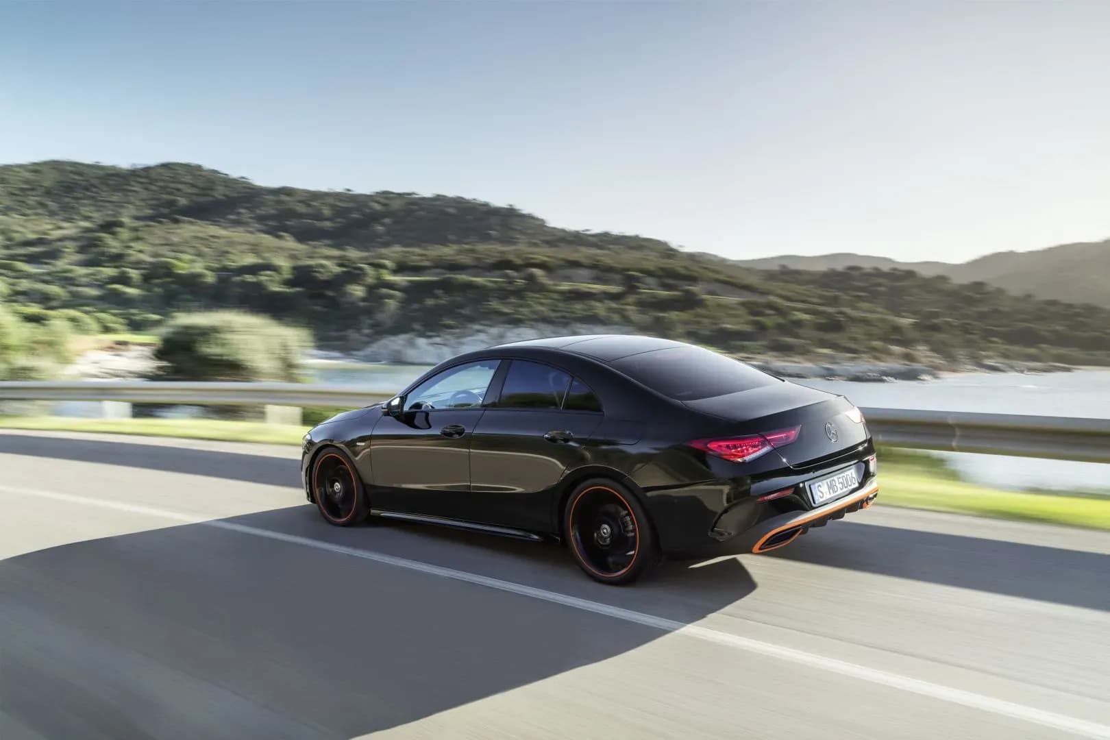 MERCEDES-BENZ-CLA-Klasse