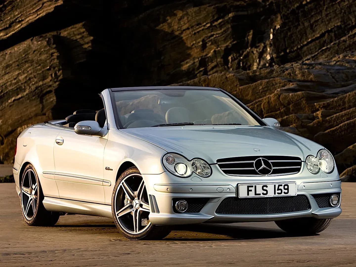 MERCEDES-BENZ-CLK-AMG-Cabrio