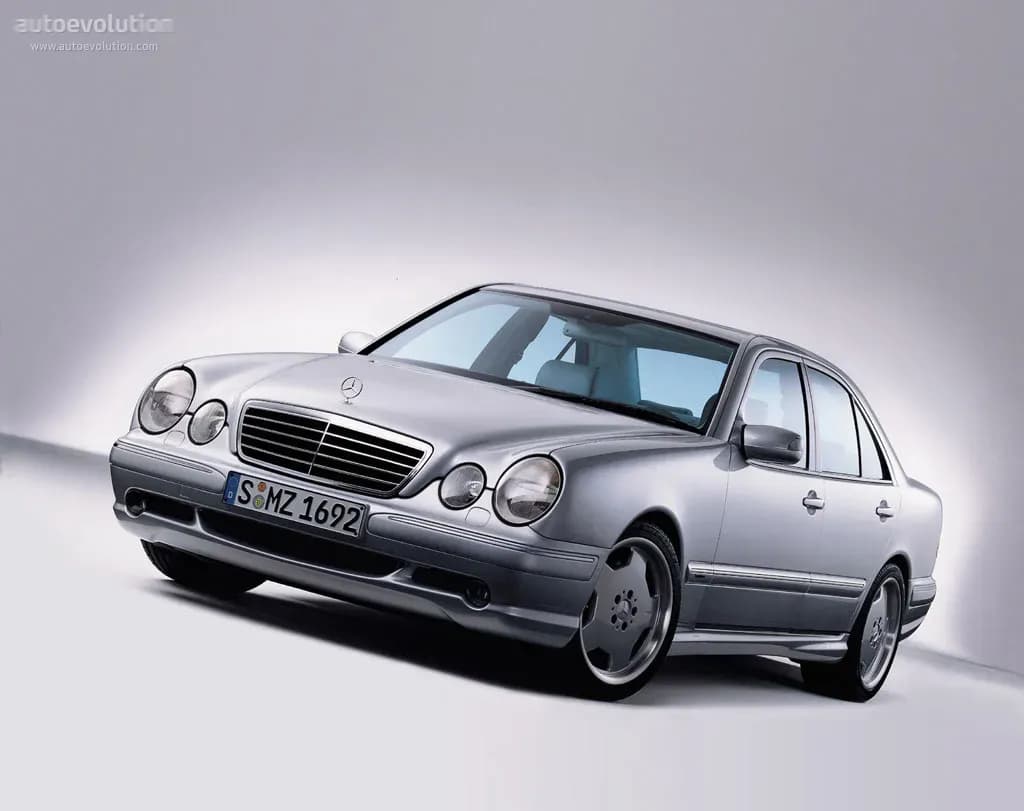 MERCEDES-BENZ-E-Klasse-AMG