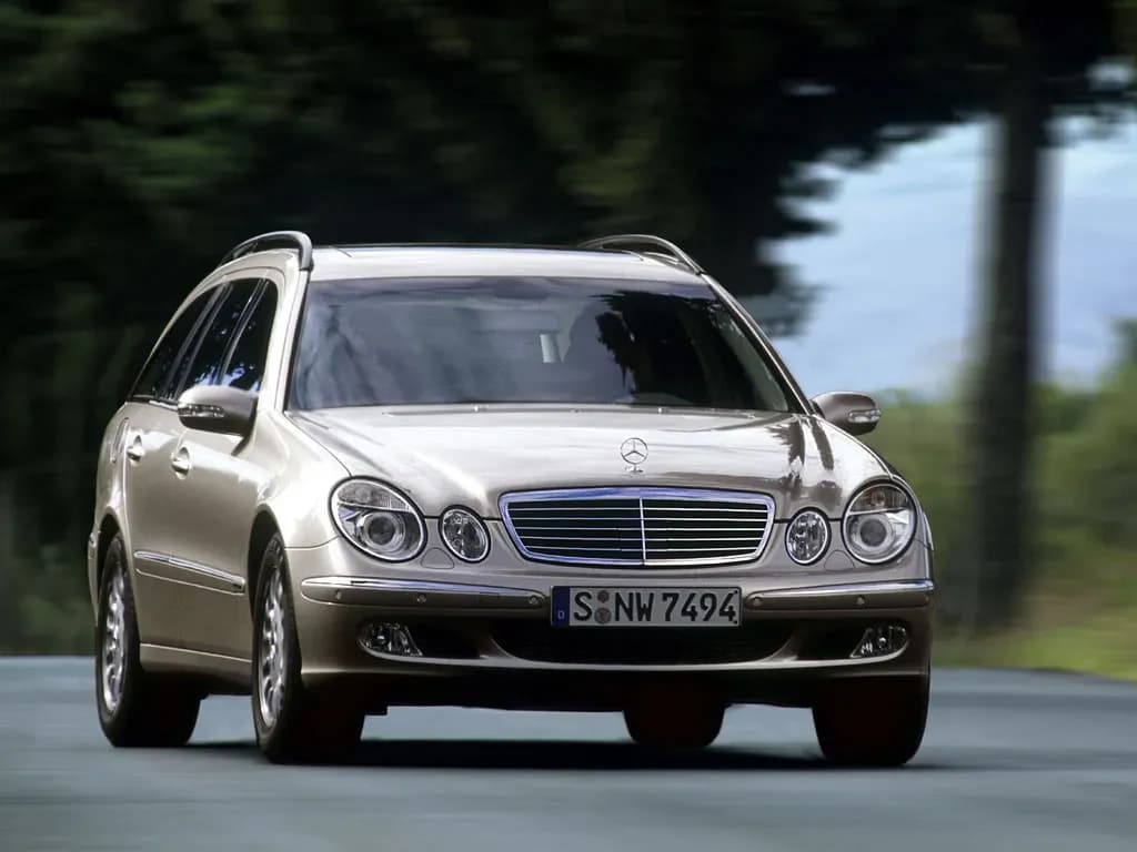 MERCEDES-BENZ-E-Klasse-T-Modell