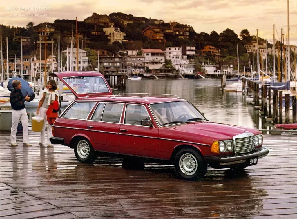 MERCEDES-BENZ-E-Klasse-T-Modell