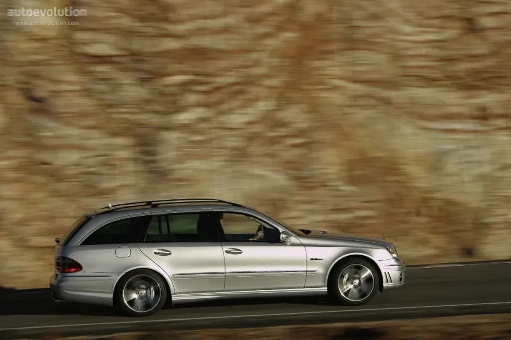 MERCEDES-BENZ-E-Klasse-T-Modell-AMG