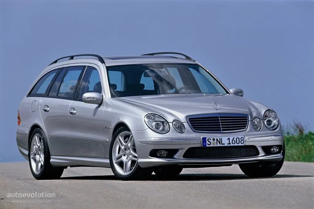 MERCEDES-BENZ-E-Klasse-T-Modell-AMG