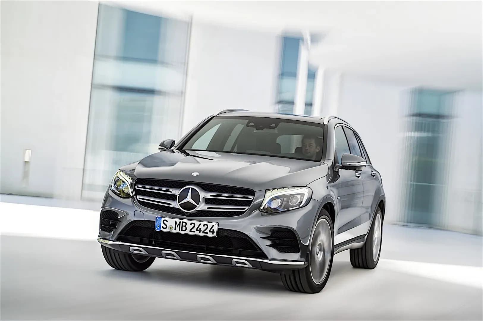 MERCEDES-BENZ-GLC-Class