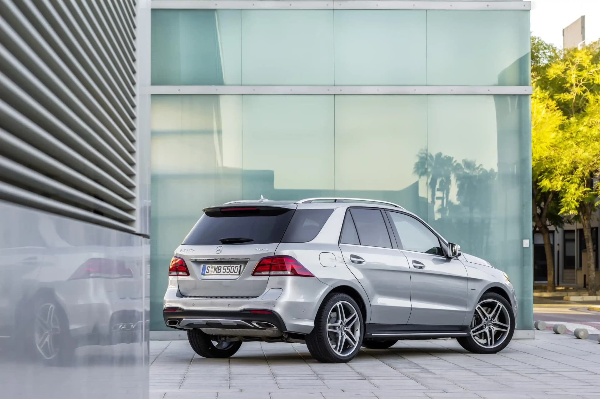 MERCEDES-BENZ-GLE-Class